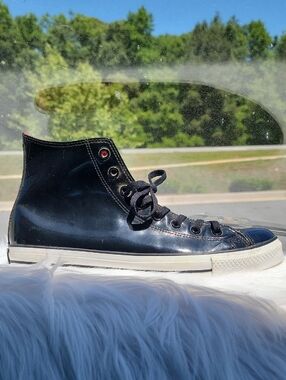 Black High-Top Men's Leather Sneaker - Convererse All-star